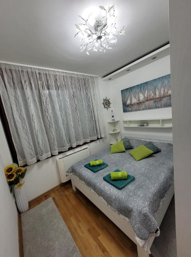 Apartment Joy Belgrade Extérieur photo