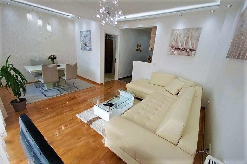 Apartment Joy Belgrade Extérieur photo