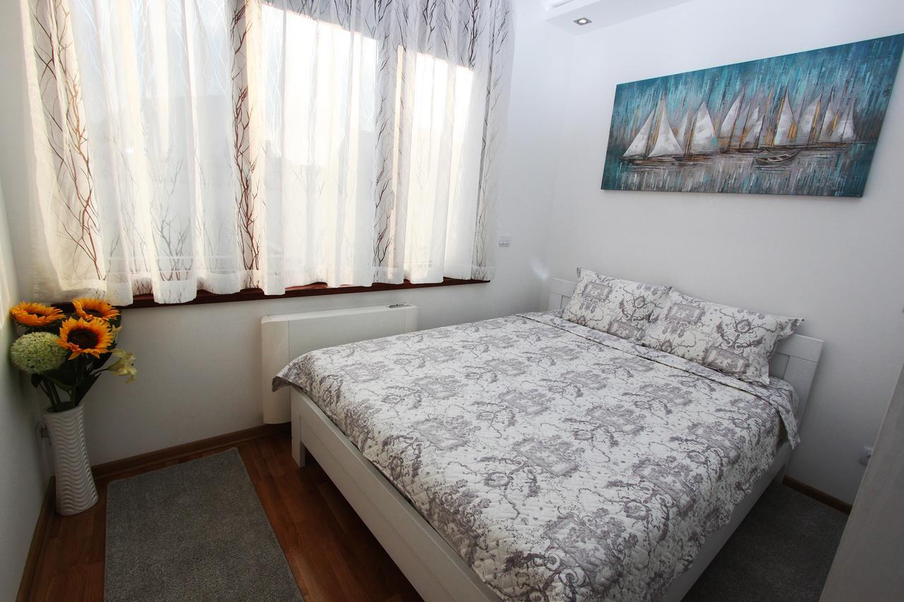 Apartment Joy Belgrade Extérieur photo
